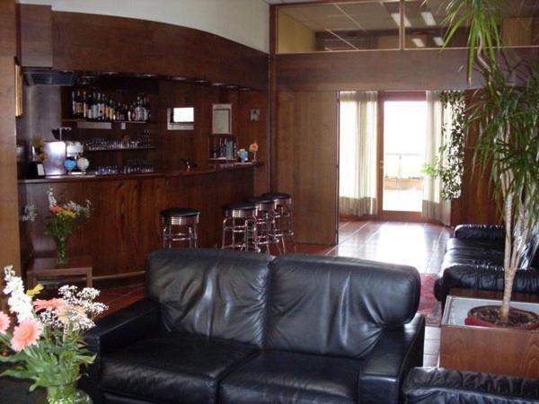 Hotel Isola Di Lauria لاوريا إنفيريوري المظهر الخارجي الصورة